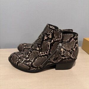 Arizona Jean Company Snakeskin Ankle Boots